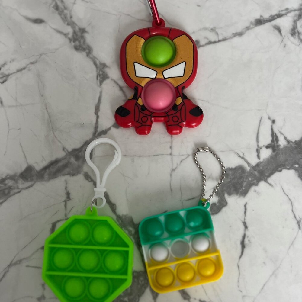 POP ITS Set of 3 Push Superhero Octagon Key Chains  Fidget Toys w/ FREE GIFT